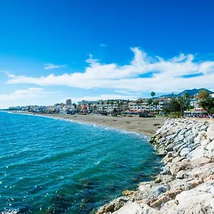 Apt. P/3 10' From The W/wifi In Torremolinos
